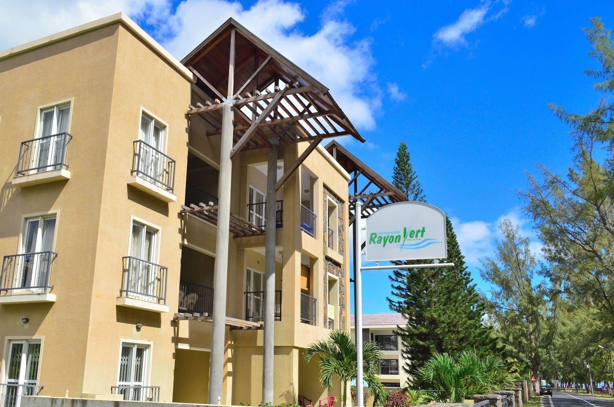 Paradya Beach Apartments Flic-en-Flacq Eksteriør bilde